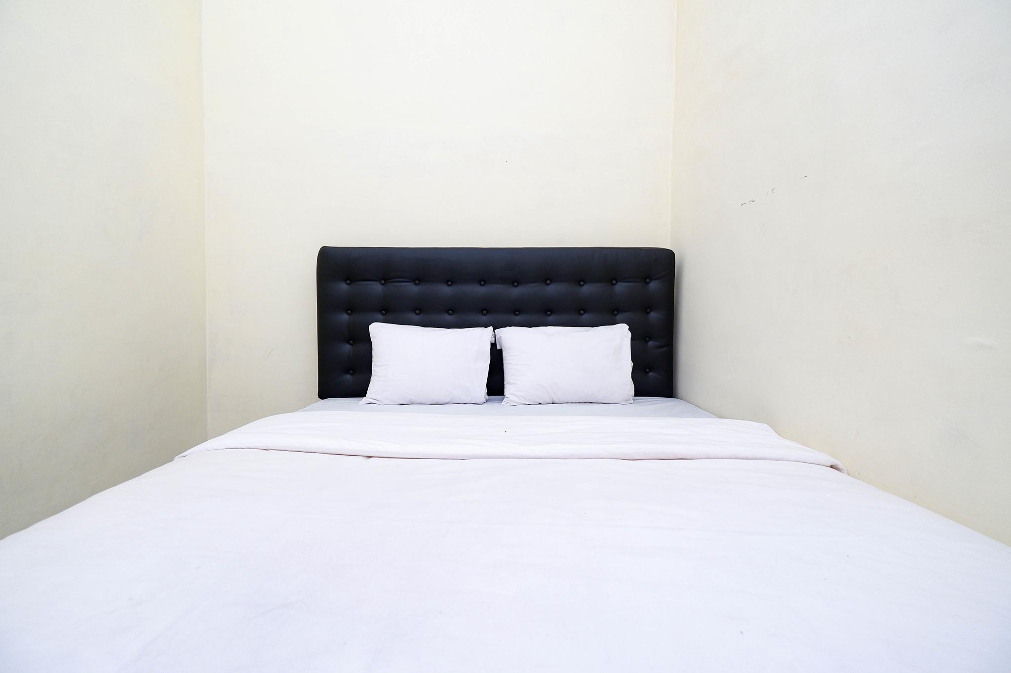 Super Oyo Capital O 2258 Santana Syariah Guest House Kartosuro 外观 照片